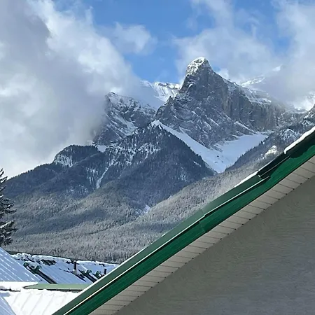 Banff Wood Lodge Canmore Exterior photo