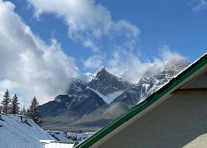 Banff Wood Lodge