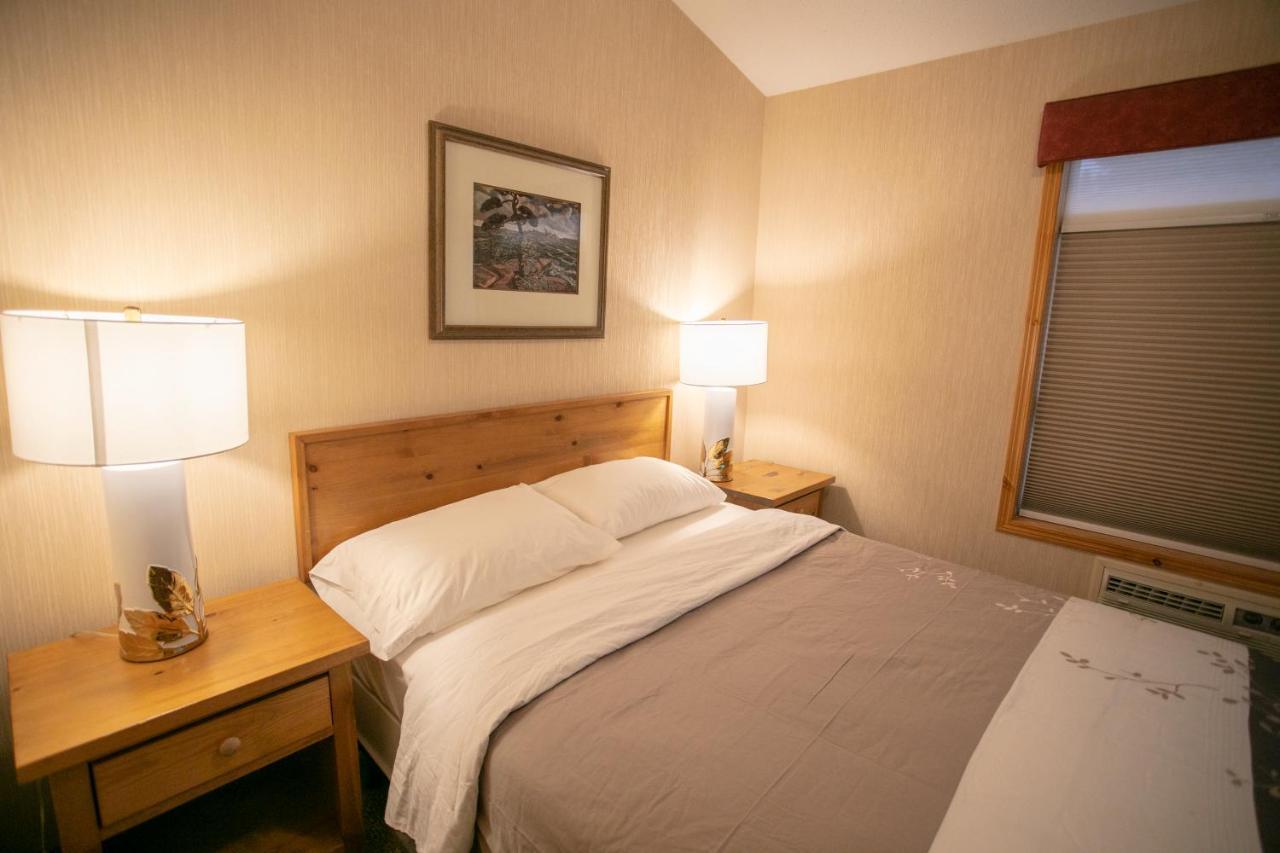 Banff Wood Hotel Canmore
