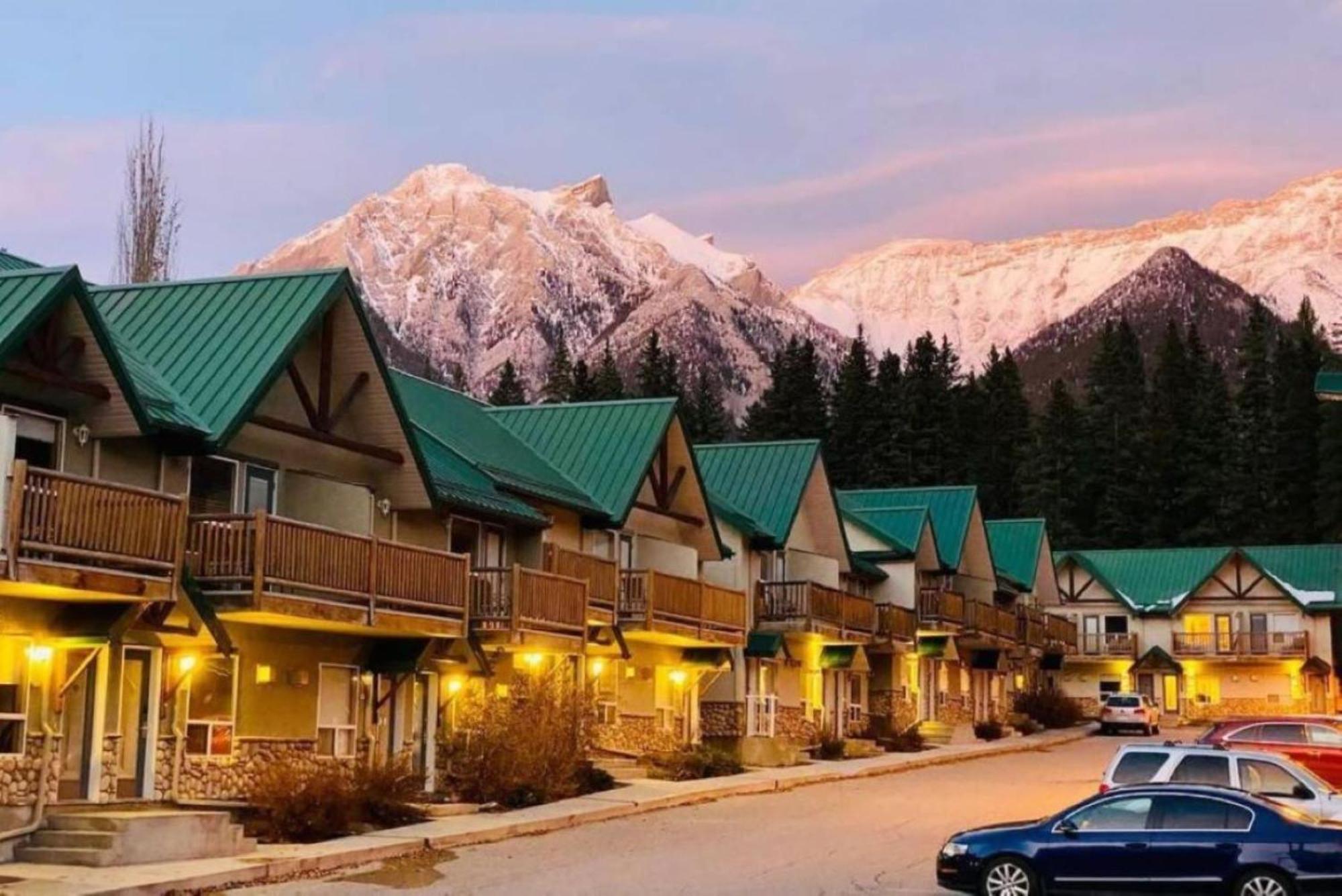 Banff Wood 4* Canmore