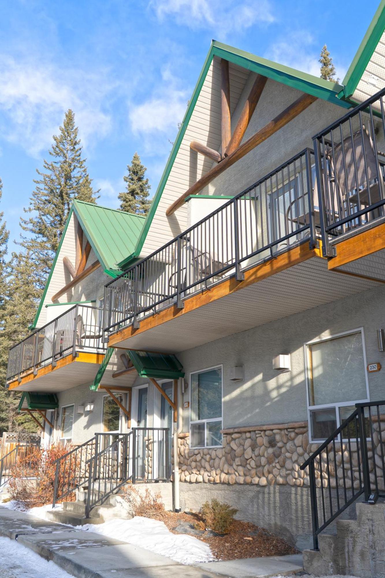 Banff Wood Hotel